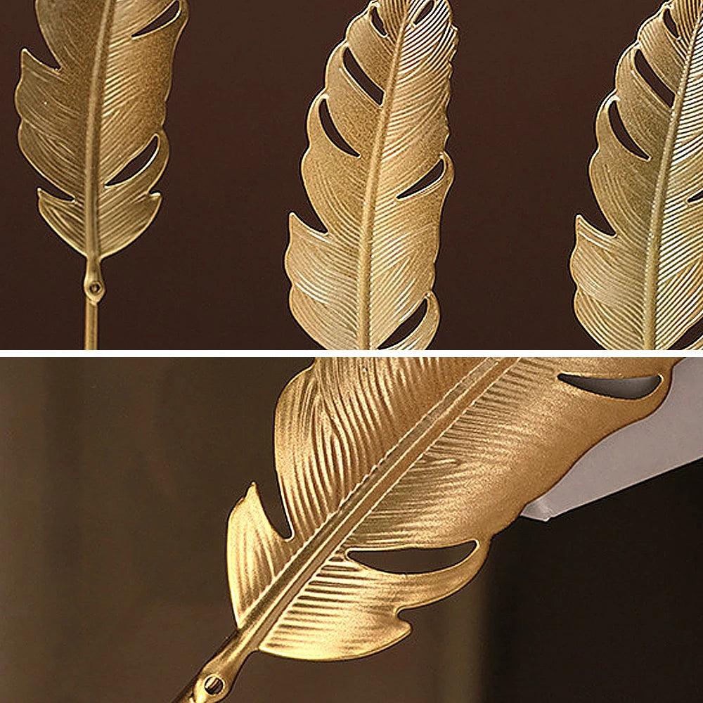 Luxury gold leaf sculpture for decoration.